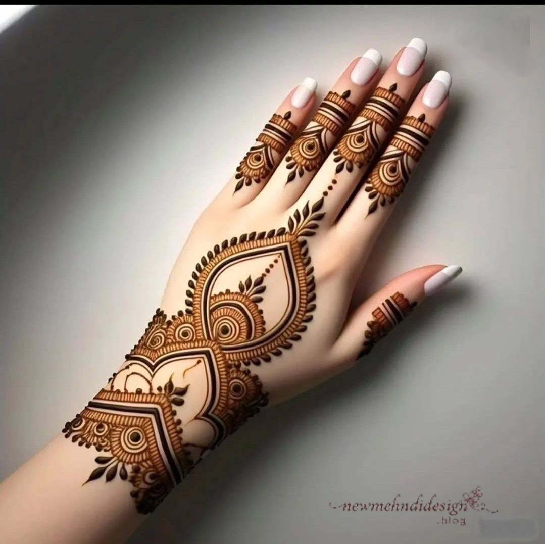 Simple Mehndi Design for Back Hand