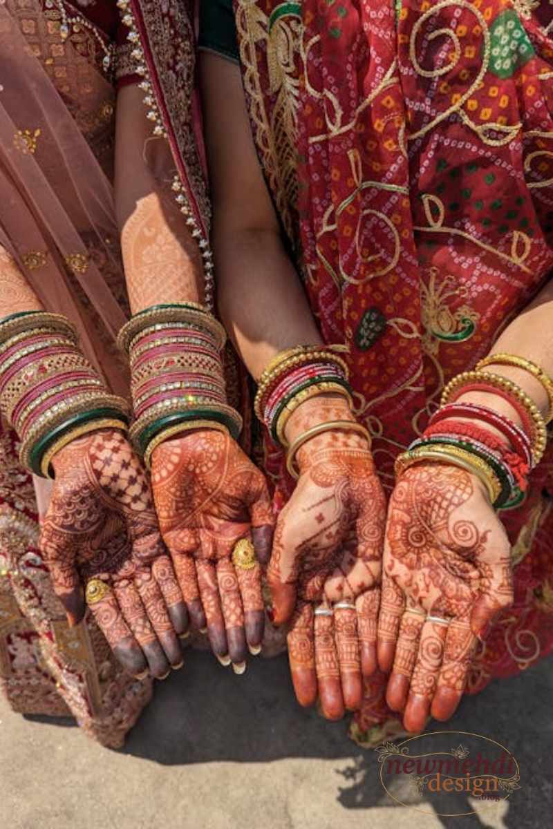 Classic Simple Mehndi Design for a Bride
