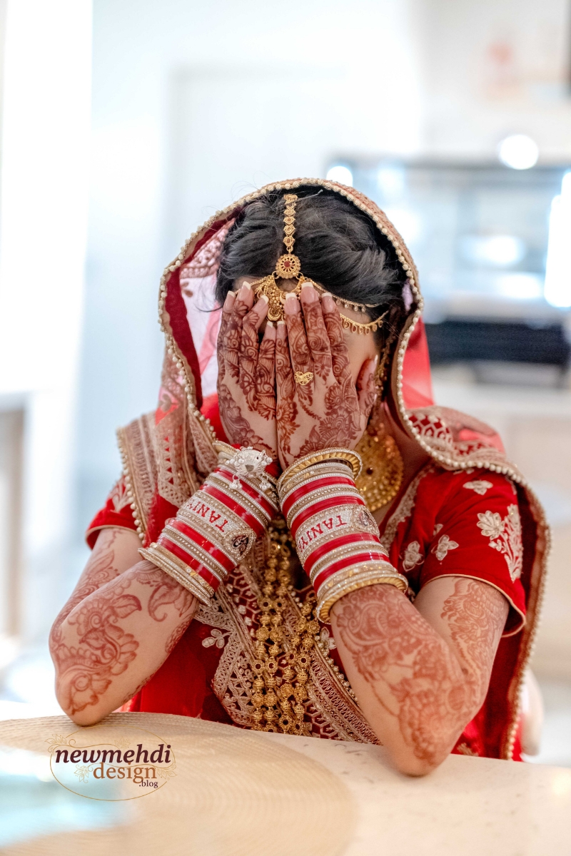 mehndi design front hand