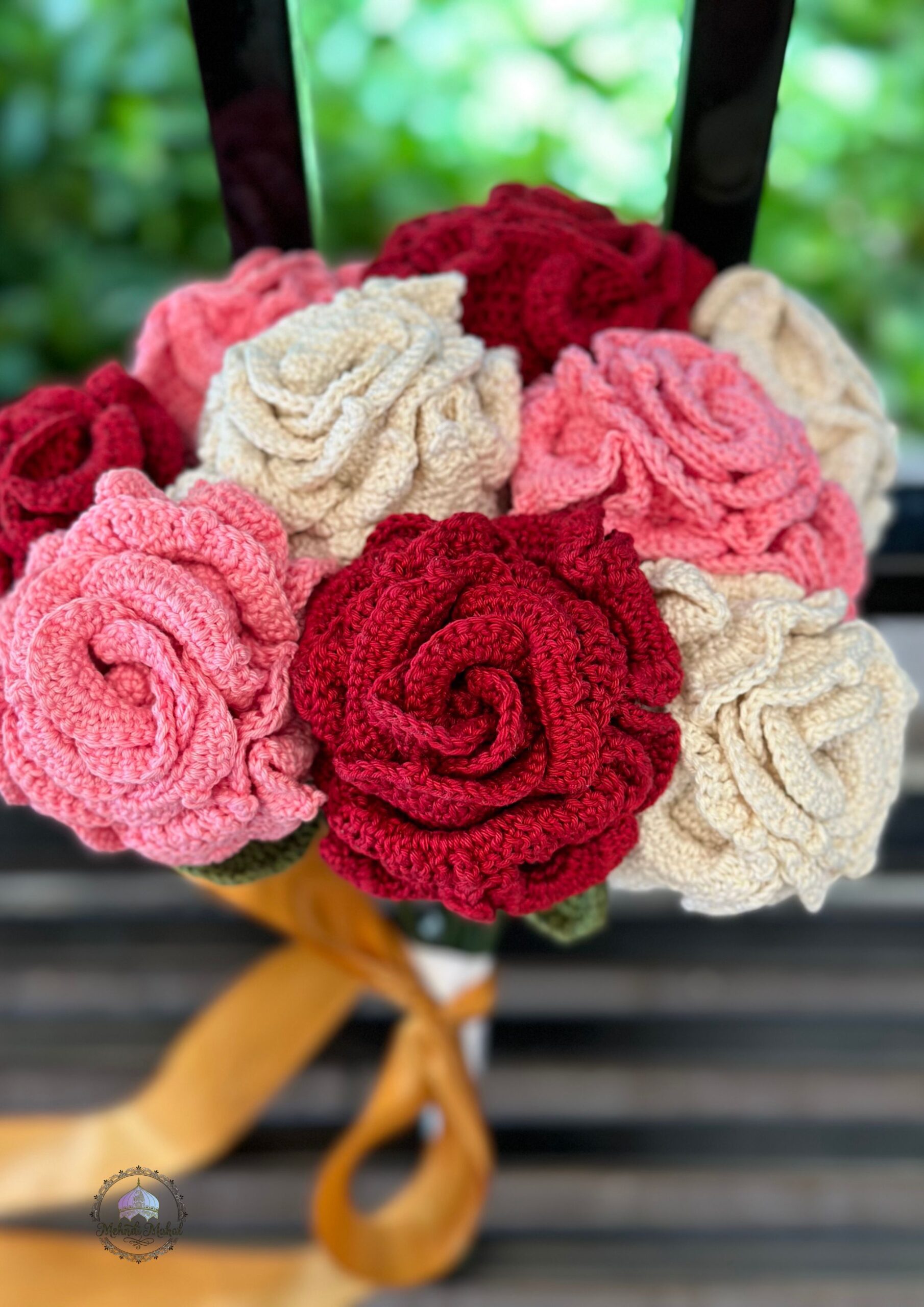 How to Crochet White Flowers for Weddings and Events