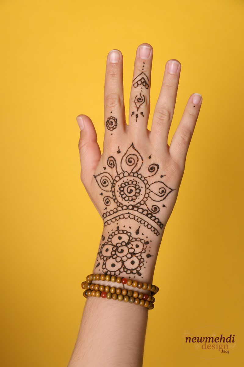 Simple Mandala Circle Design