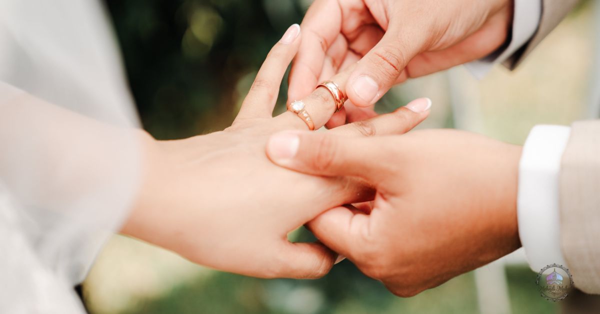 hidden halo engagement ring