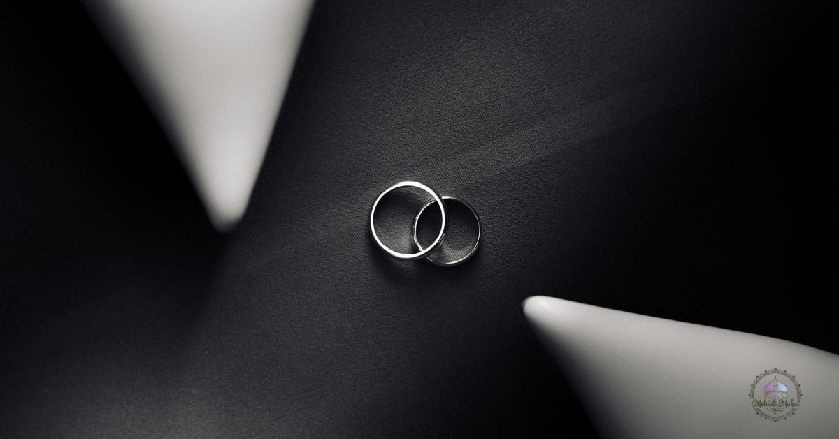 oval diamond engagement ring​