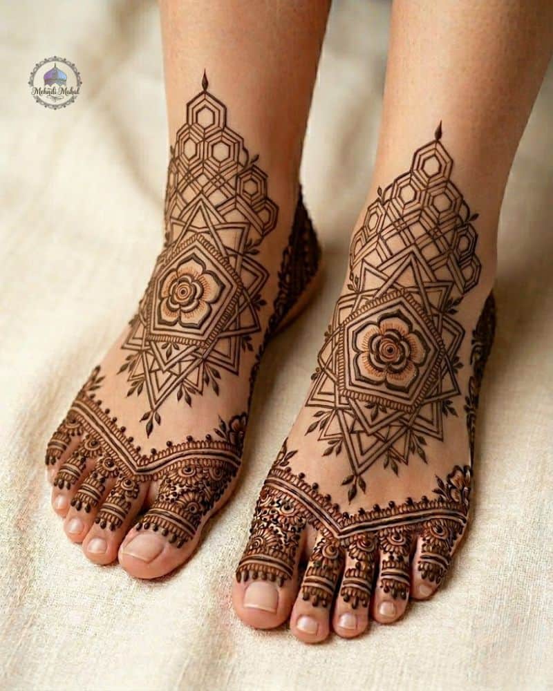 Geometric Patterns for Feet